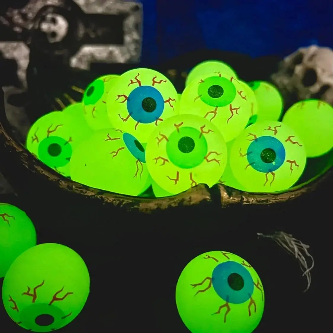 5/10/20pcs Glow in The Dark Eyeball 32MM Bouncy Ball Halloween Supplies