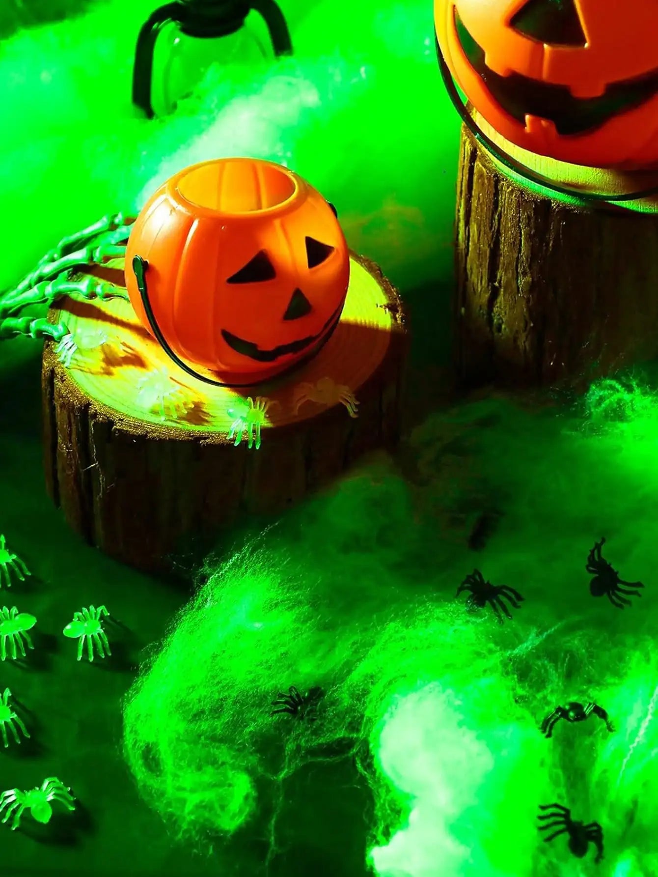 Glow-In-The-Dark Spider Web Set with Spiders, Fluorescent Expandable Spider Web for Halloween Party