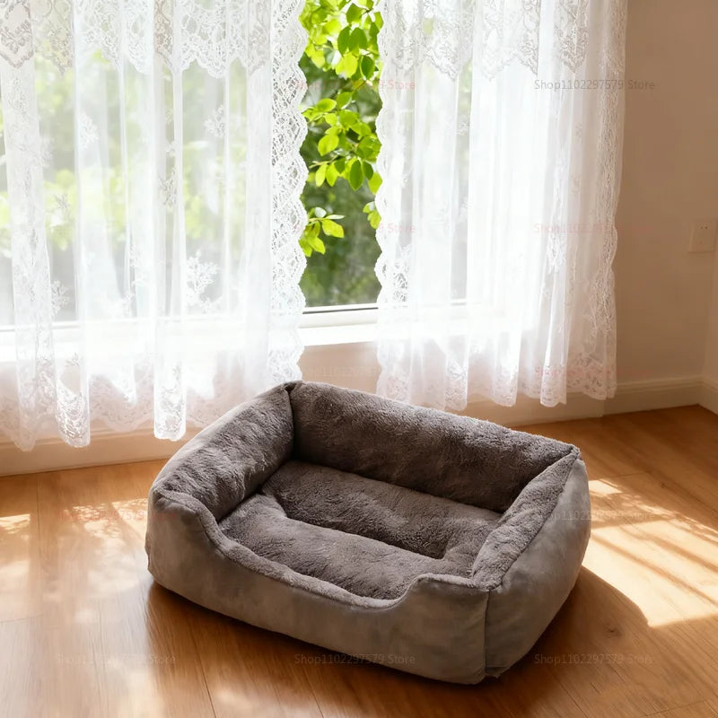 Cat nests are universal in all seasons.  Winter thickened kennel mats.